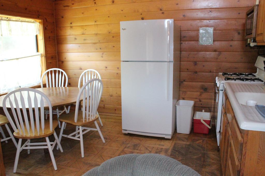 Twin Lakes Resort Bridgeport Rom bilde