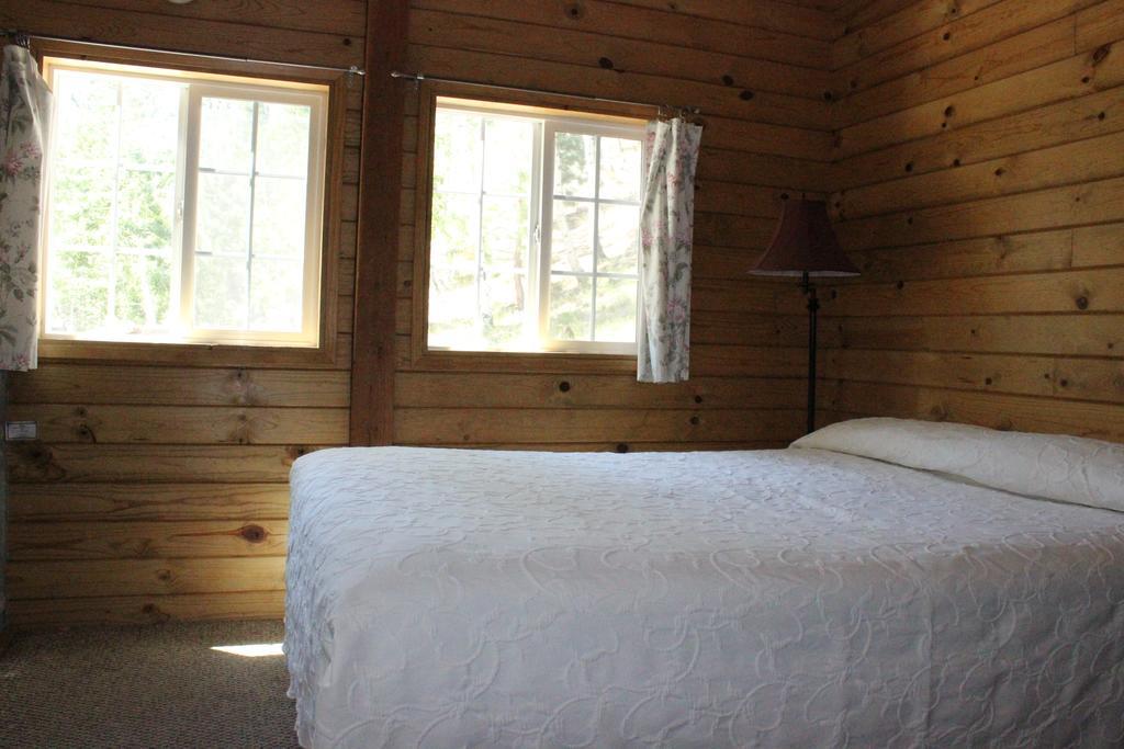Twin Lakes Resort Bridgeport Rom bilde
