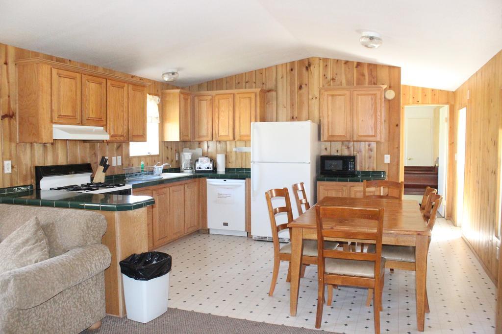 Twin Lakes Resort Bridgeport Rom bilde