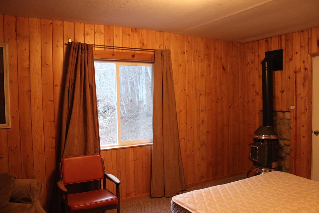 Twin Lakes Resort Bridgeport Rom bilde